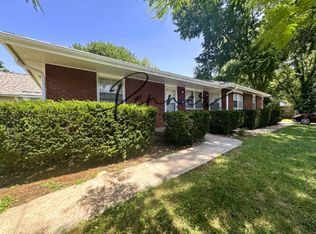 10714 E 19th St S, Independence, MO 64052