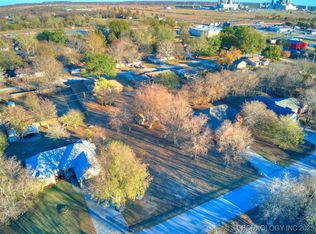 626 S Pecan St, Oologah, OK 74053