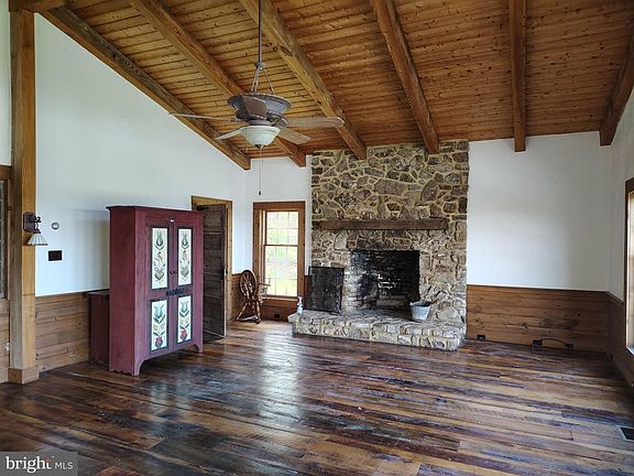 4th image of 303 Willeva Rd