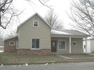 306 S Walnut St #SW, Mentone, IN 46539