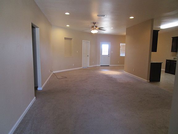 2nd image of 502 E 19th St
