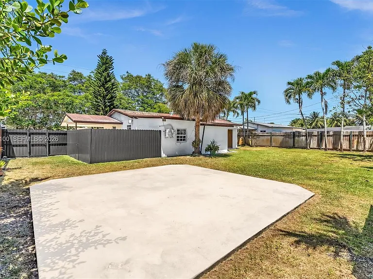 11790 SW 34th St — Photo 50