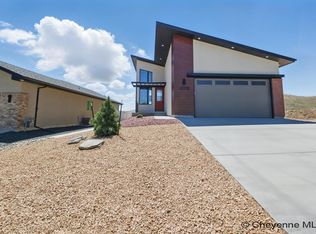 4048 Saddleback Ln, Cheyenne, WY 82001