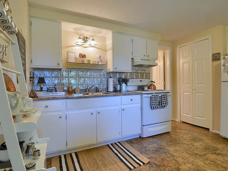3501 Thomas Rd #5 — Photo 7