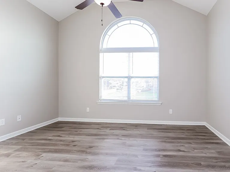 713 Wildwood Dr — Photo 16