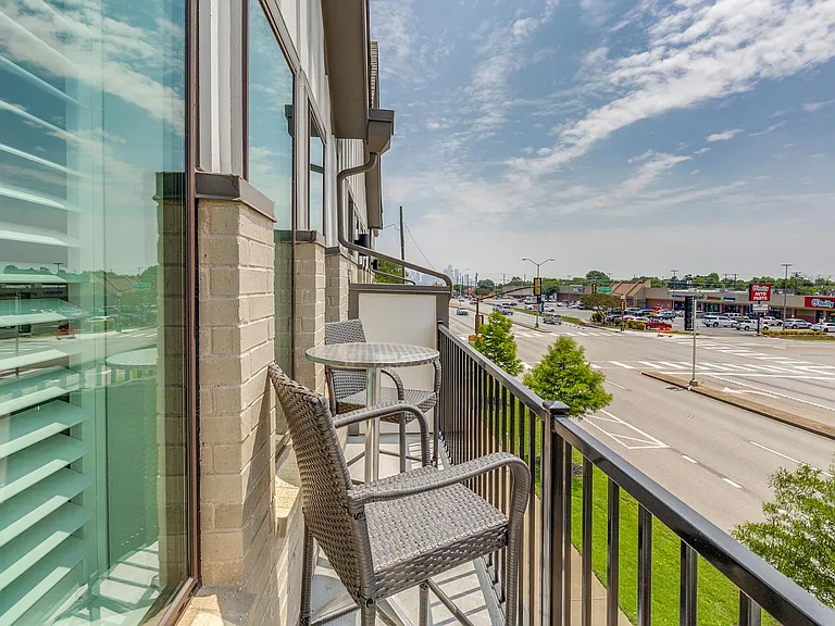 2220 Rook Dr — Photo 11