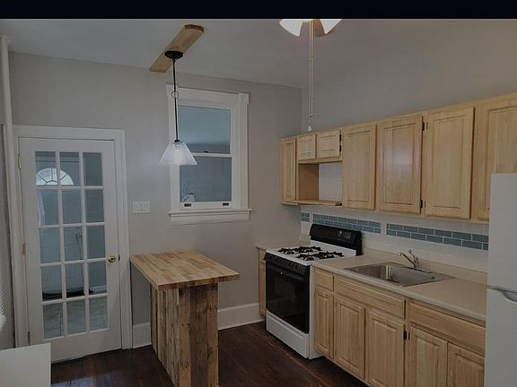 5th image of 1926 E Ontario St