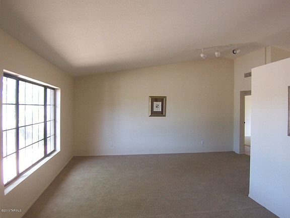 4th image of 1425 S Bison Dr