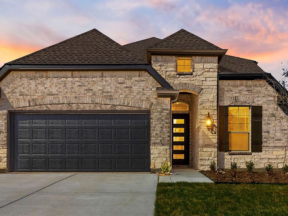 Waverly VIII - 1301 Sundance Lane D-14