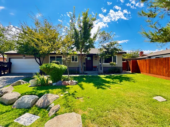 60 Willow Court, Lemoore, CA 93245