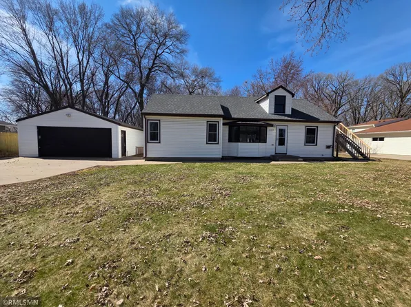 8325 Westwood Rd, Brooklyn Park, MN 55444