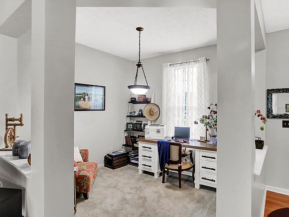 4th image of 1300 Birchwood Way