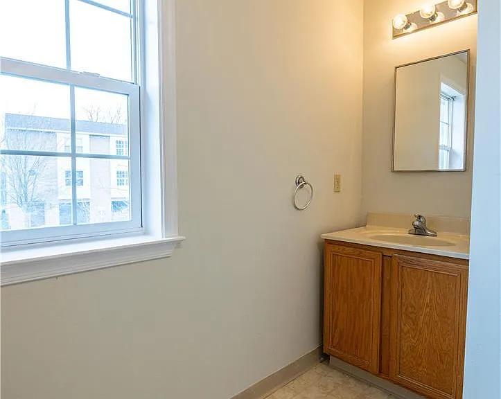 48 Olde Penn Dr — Photo 22