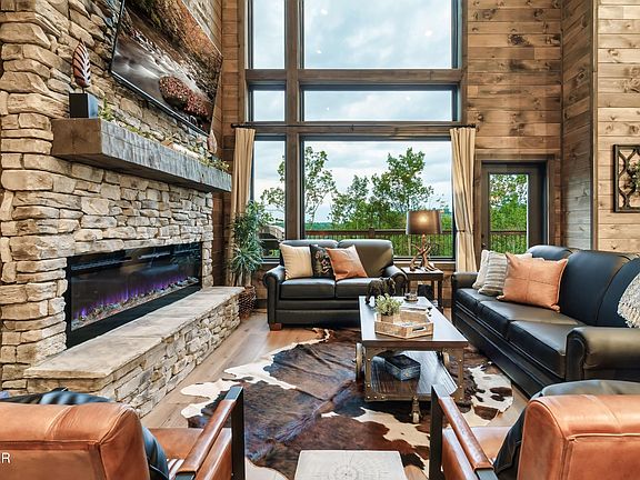 4th image of 2420 Cove Mountain Ln