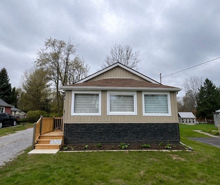 1st image of 2921 Portage Rd