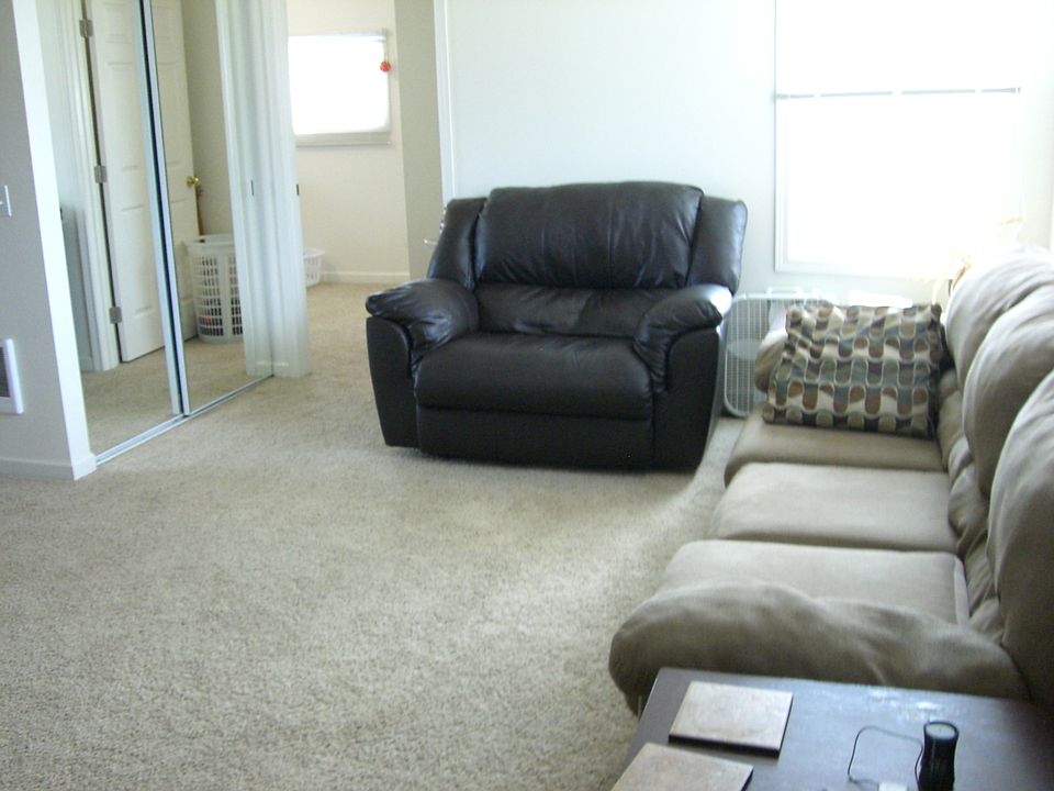 2nd image of 2421 Rainier Ave