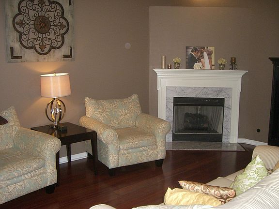4th image of 3256 Dark Woods Dr
