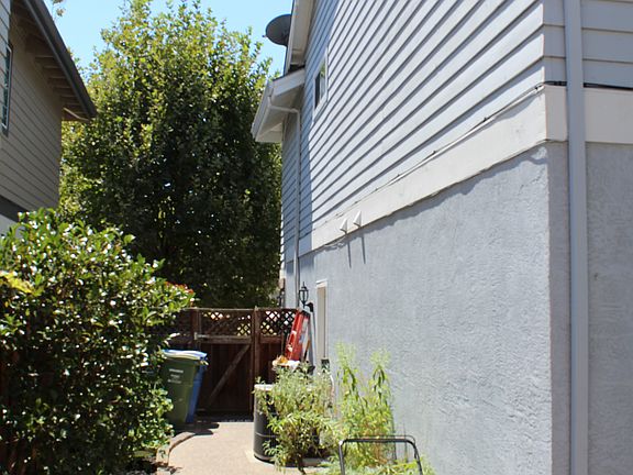 4th image of 403 Triomphe Ct