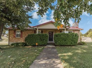 1900 Clearview Dr, Elizabethtown, KY 42701