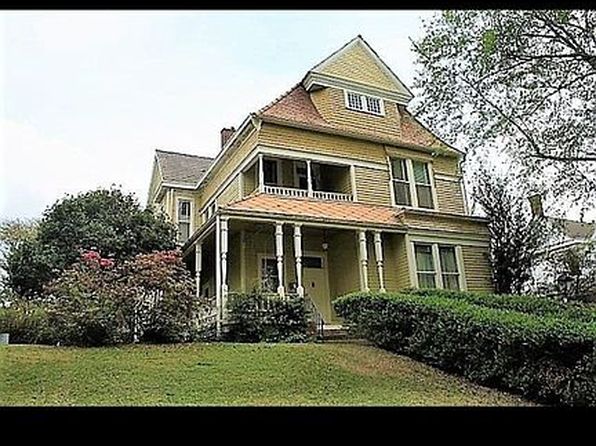217 Linton Ave, Natchez, MS 39120