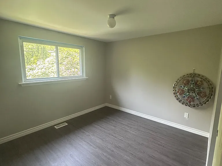 199 Avondale Blvd #2 — Photo 9
