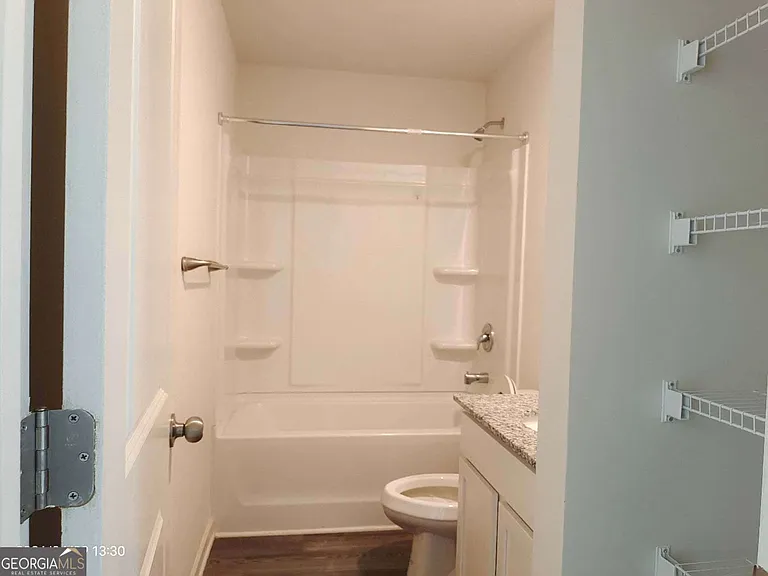 538 Pemberton St — Photo 12