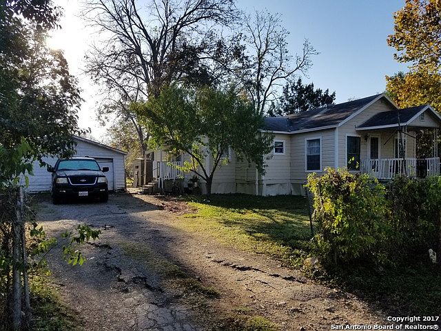 2nd image of 759 Gravel St