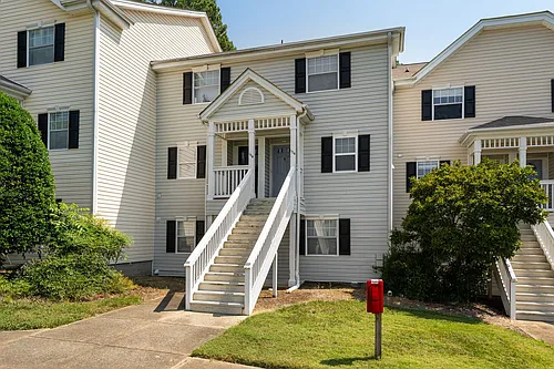 126 Schultz St Photo 1