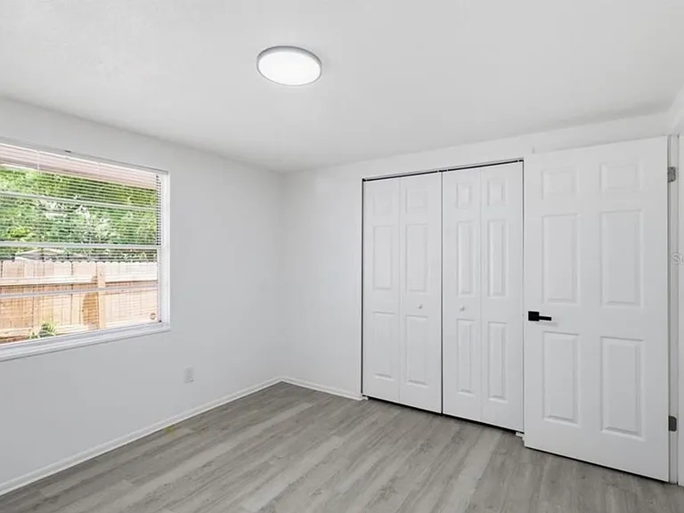 1723 E Idell St — Photo 12