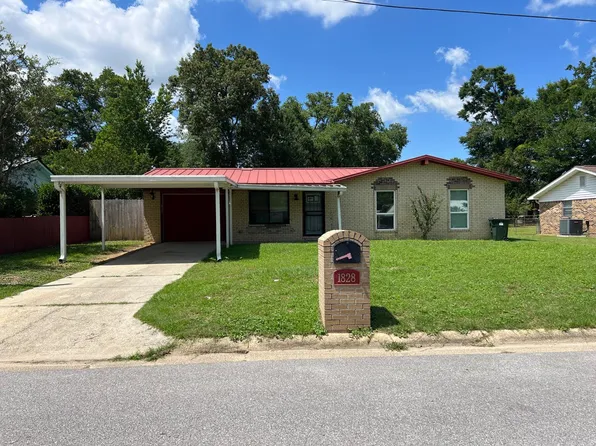 1828 Nestle Dr, Pensacola, FL 32534