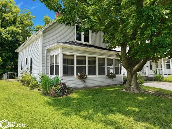 1220 Virginia Ave, Burlington, IA 52601