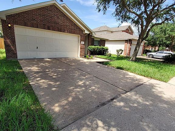 4th image of 19618 Ballina Meadows Dr