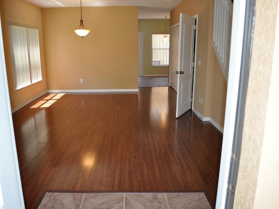Living Rm Dining Rm. Off-white not shown