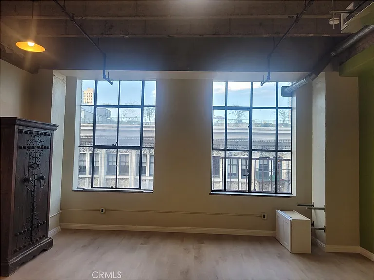 312 W 5th St #922 — Photo 21