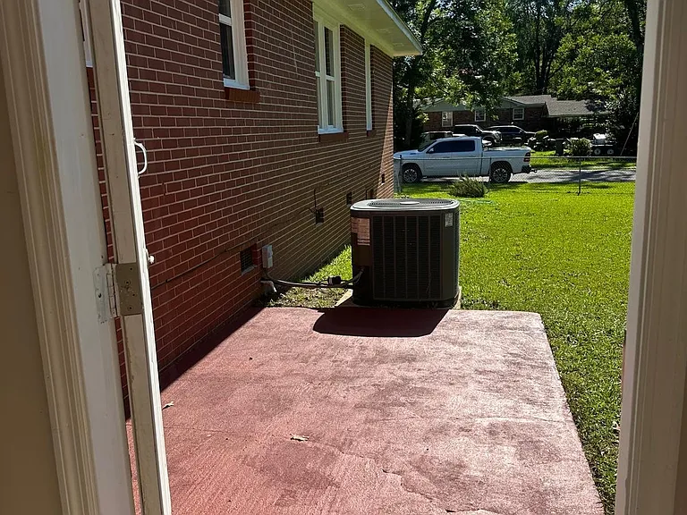 1300 Stonewall St — Photo 23