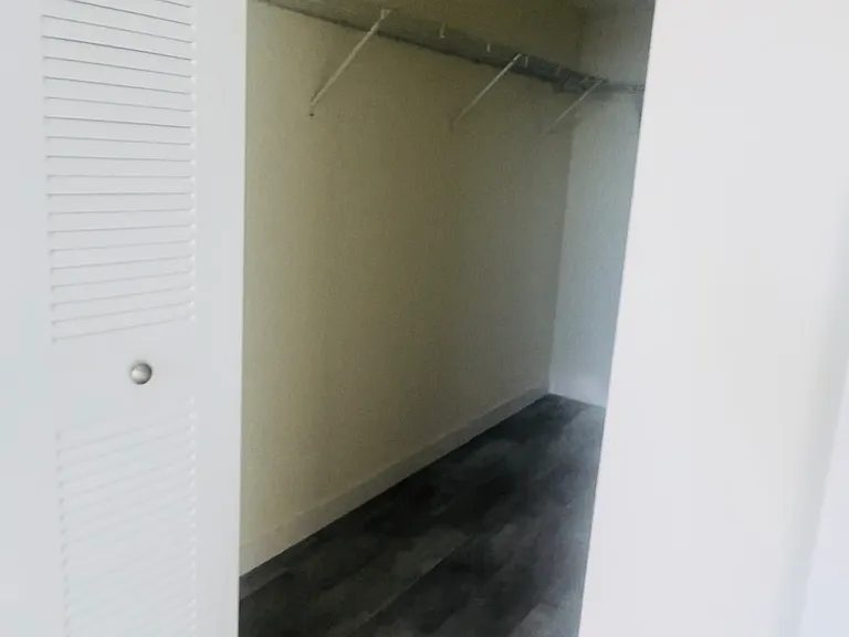 1265 W 31st St #108 — Photo 14