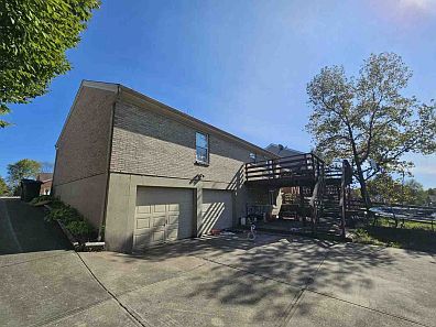 3rd image of 8788 Sentry Dr
