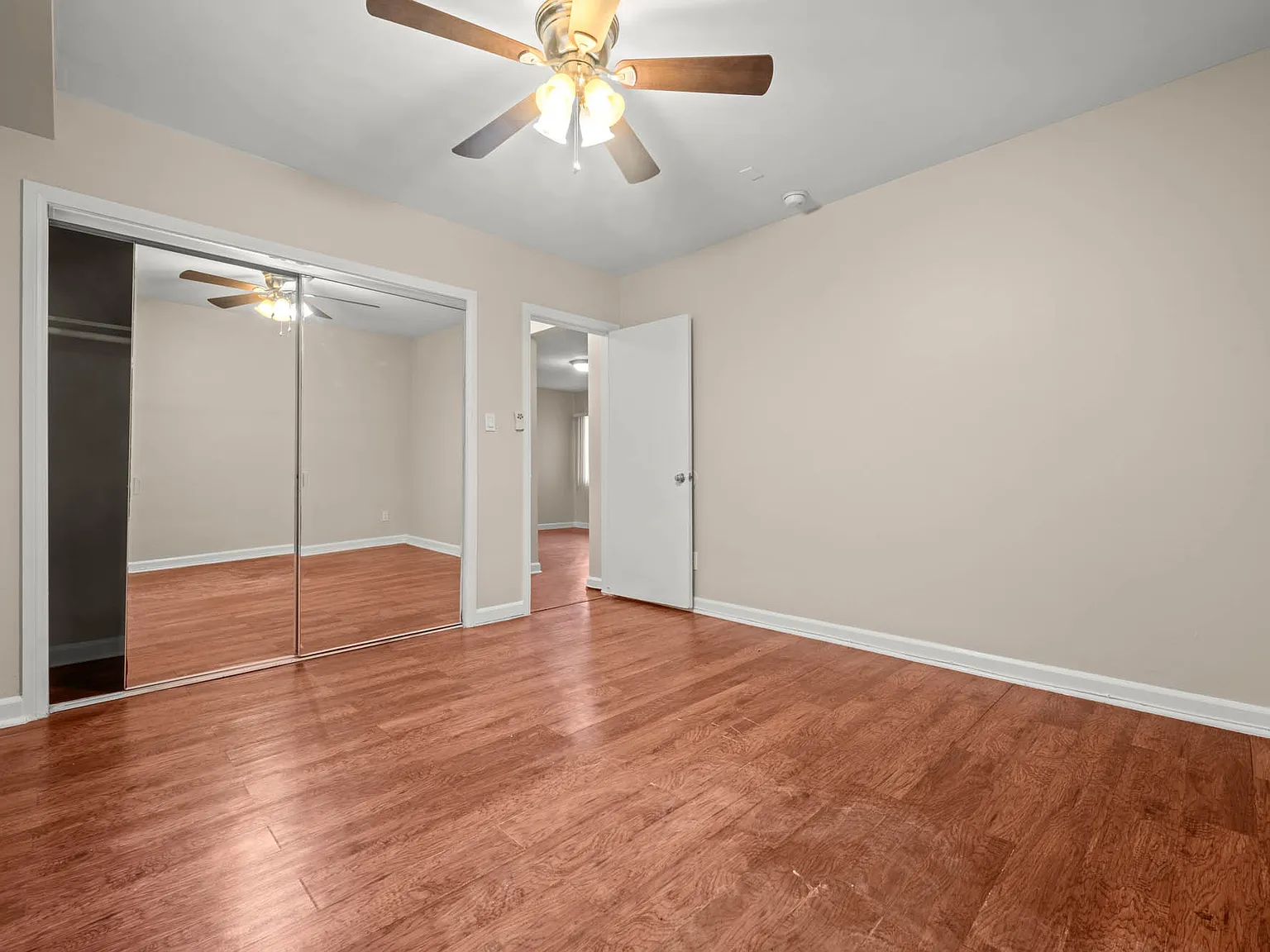 2356 Portland St — Photo 4