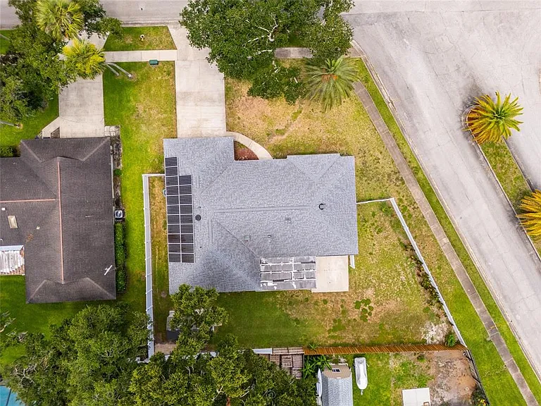 923 Sand Crest Dr — Photo 39