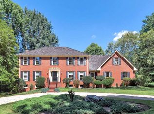 560 Arrowhead Dr, Earlysville, VA 22936