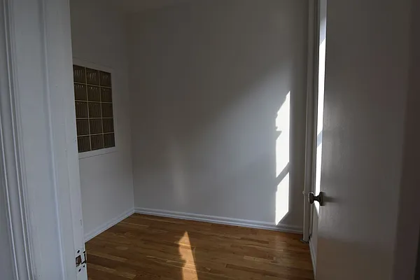 Rented by CNC-Assets | media 16