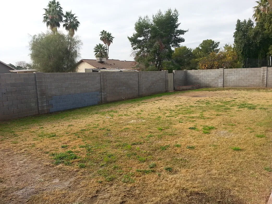 4 bed, 2.0 bath, 1384 sqft, $2,400 — Photo 1