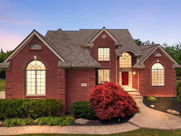 13697 Burning Tree Ln, Plymouth, MI 48170