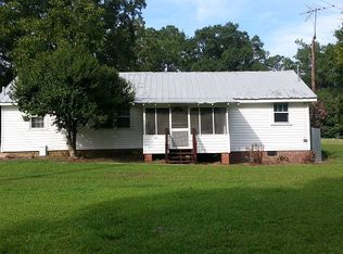 402 S Maple St, Mc Cormick, SC 29835