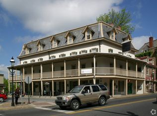 10 N Main St APT 3, Doylestown, PA 18901