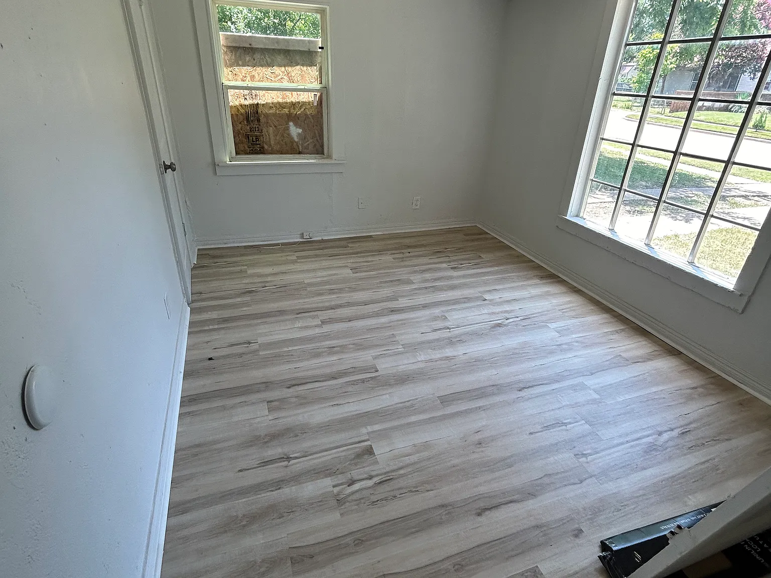 2844 Toluca Ave — Photo 1