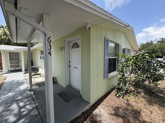 2nd image of 634 Dogwood Ct