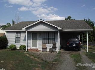 8 Jacob Ln, Conway, AR 72032