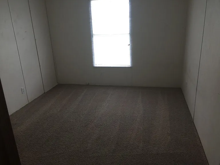 100 Farmdale Dr — Photo 10