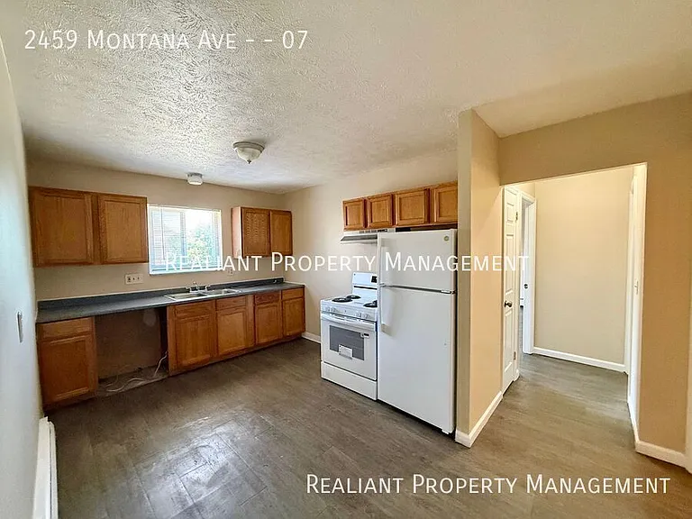 2459 Montana Ave #7 — Photo 3